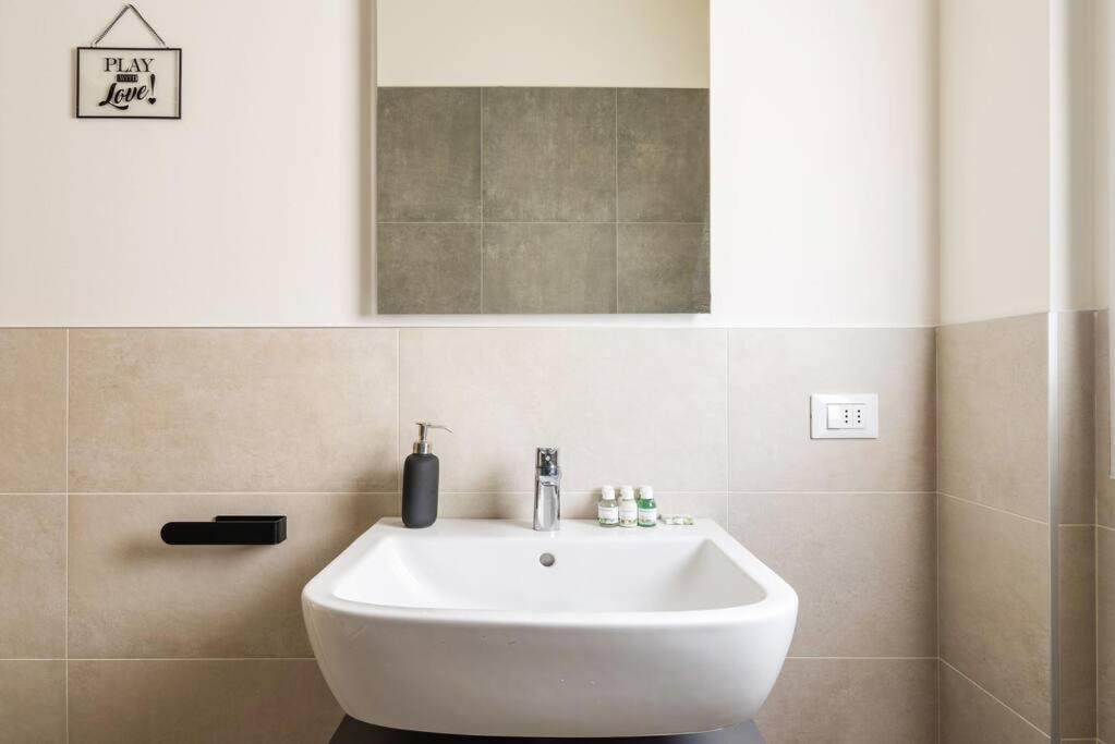 Kaizen House - Bilocale De Angeli Διαμέρισμα Μιλάνο Εξωτερικό φωτογραφία